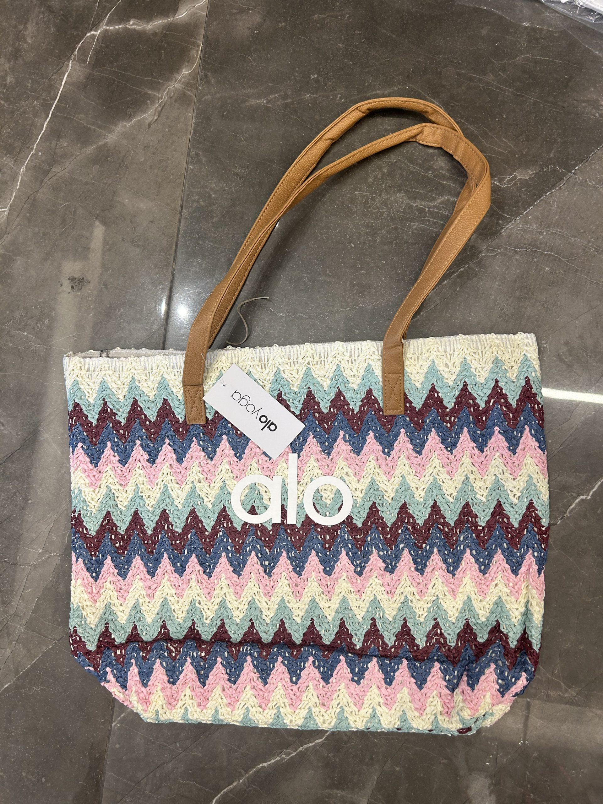 img_8083 תיק קש הלו – תמונה 1