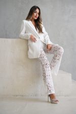 ⁦חליפת מכנס תחרה⁩ – תמונה ⁦2⁩