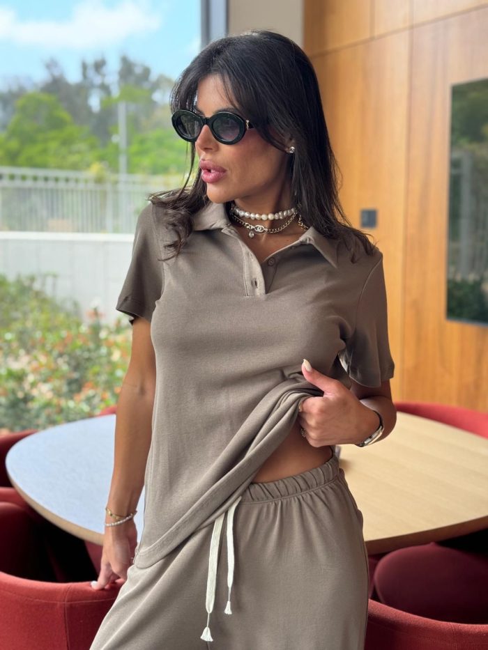 ⁦חליפת צווארון⁩ – תמונה ⁦2⁩