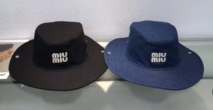 ⁦כובע מיו מיו⁩ – תמונה ⁦1⁩