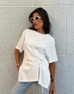 ⁦חולצה אוברסייז כיווץ אלכסון⁩ – תמונה ⁦2⁩