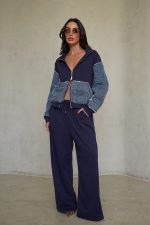 חליפה שילוב ג׳ינס