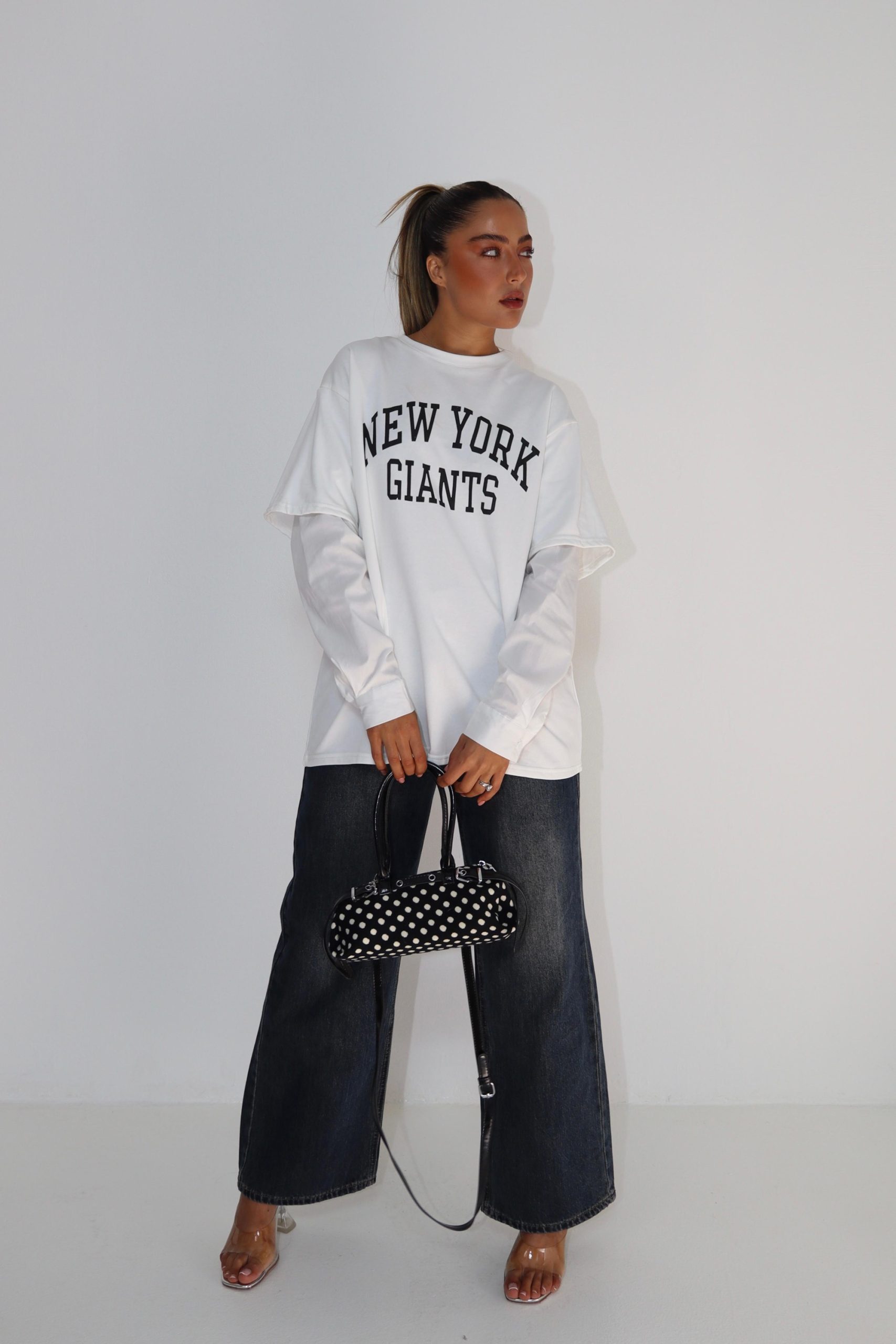 045c18c9-ee91-42e8-af85-73abbb179677-2 חולצת כיתוב שרוול כפול – תמונה 10