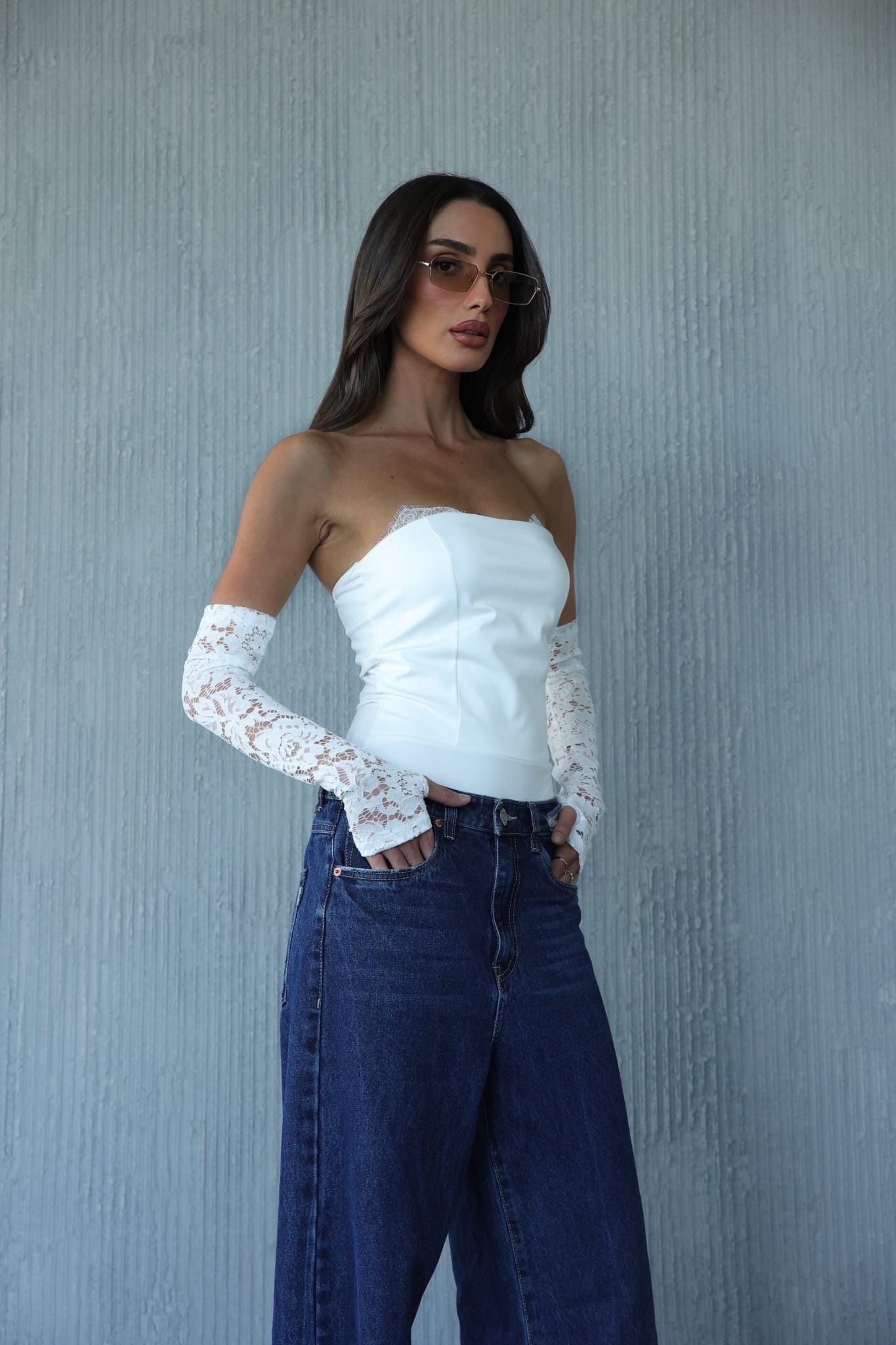 078e67b7-5193-40f3-adcc-b888a502eadb בגד גוף שרוול תחרה – תמונה 2