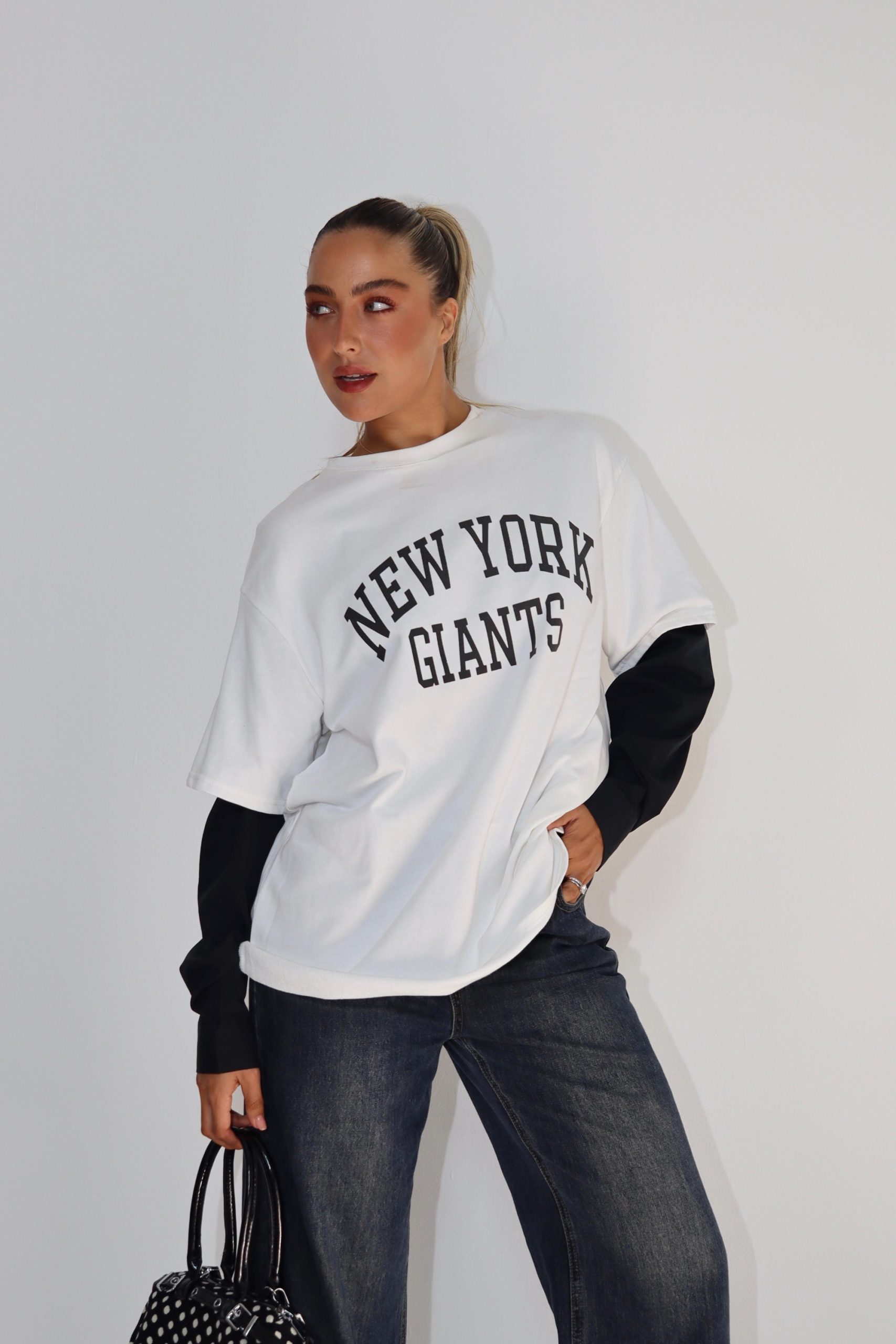 0e7fe998-00bb-44ed-88d7-b786814e0319-2 חולצת כיתוב שרוול כפול – תמונה 12