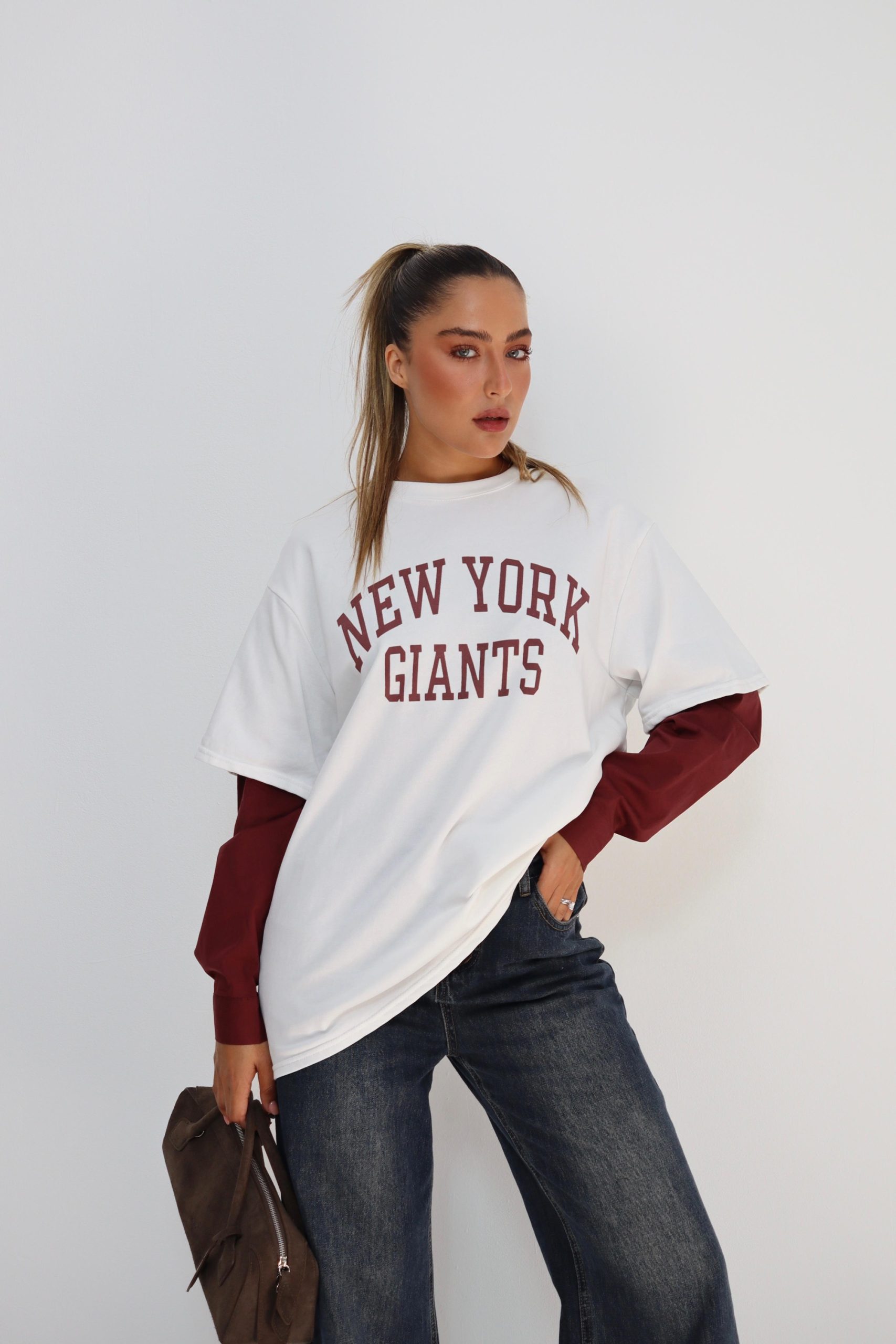 32139bde-75f9-483c-8cce-157c7430ebf0 חולצת כיתוב שרוול כפול – תמונה 14