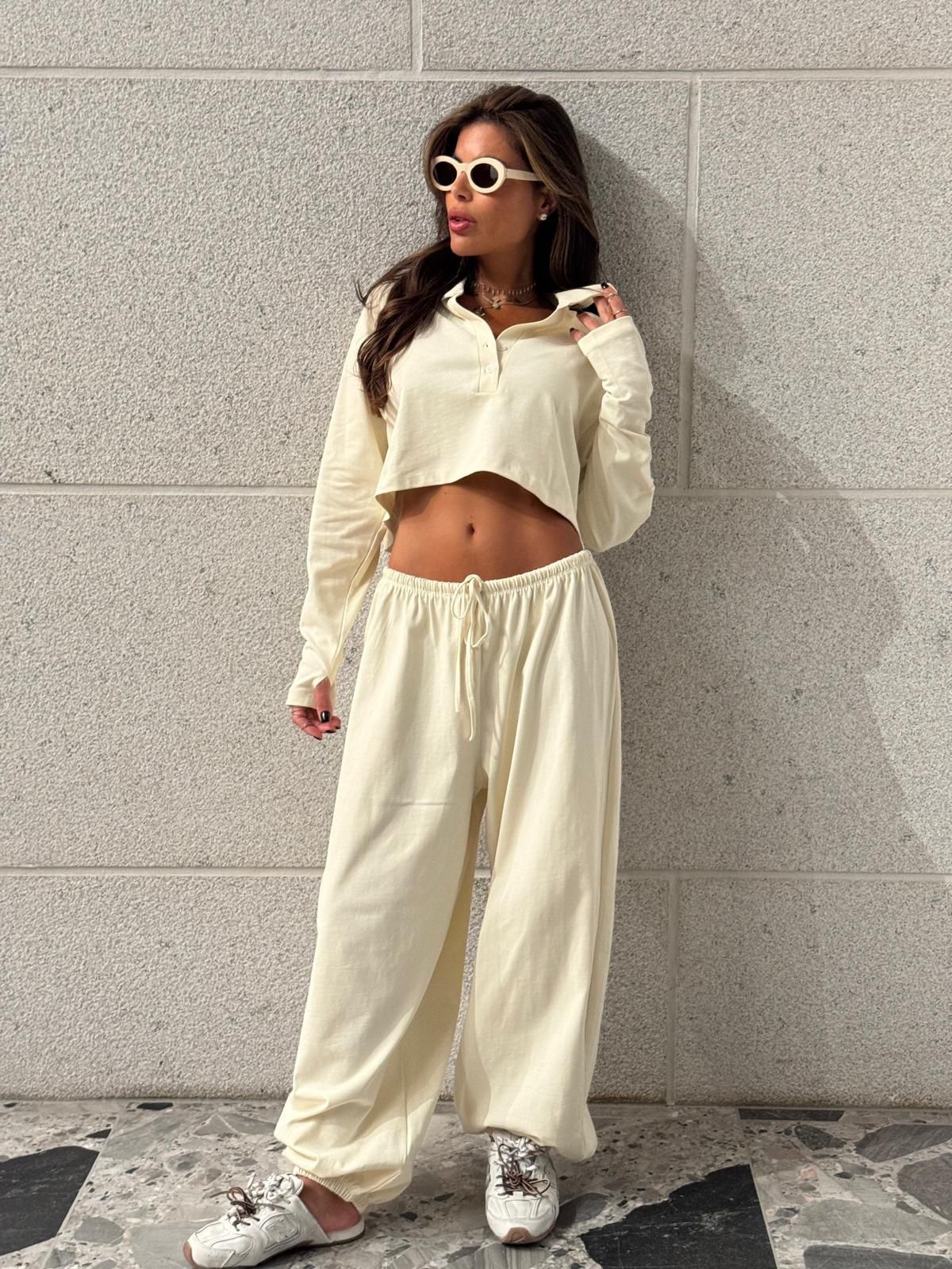 34ea0079-1ede-4dc7-a517-2cb66fe35142 חליפת צווארון בטן – תמונה 2