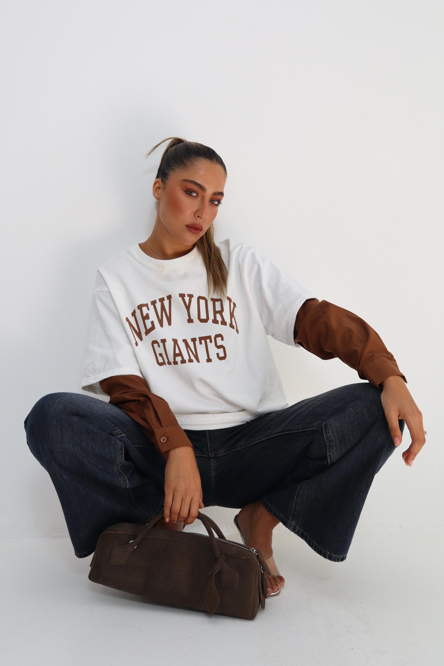 3b0794e9-993d-4ee1-b2d6-dea9fca63b4e-2 חולצת כיתוב שרוול כפול – תמונה 3