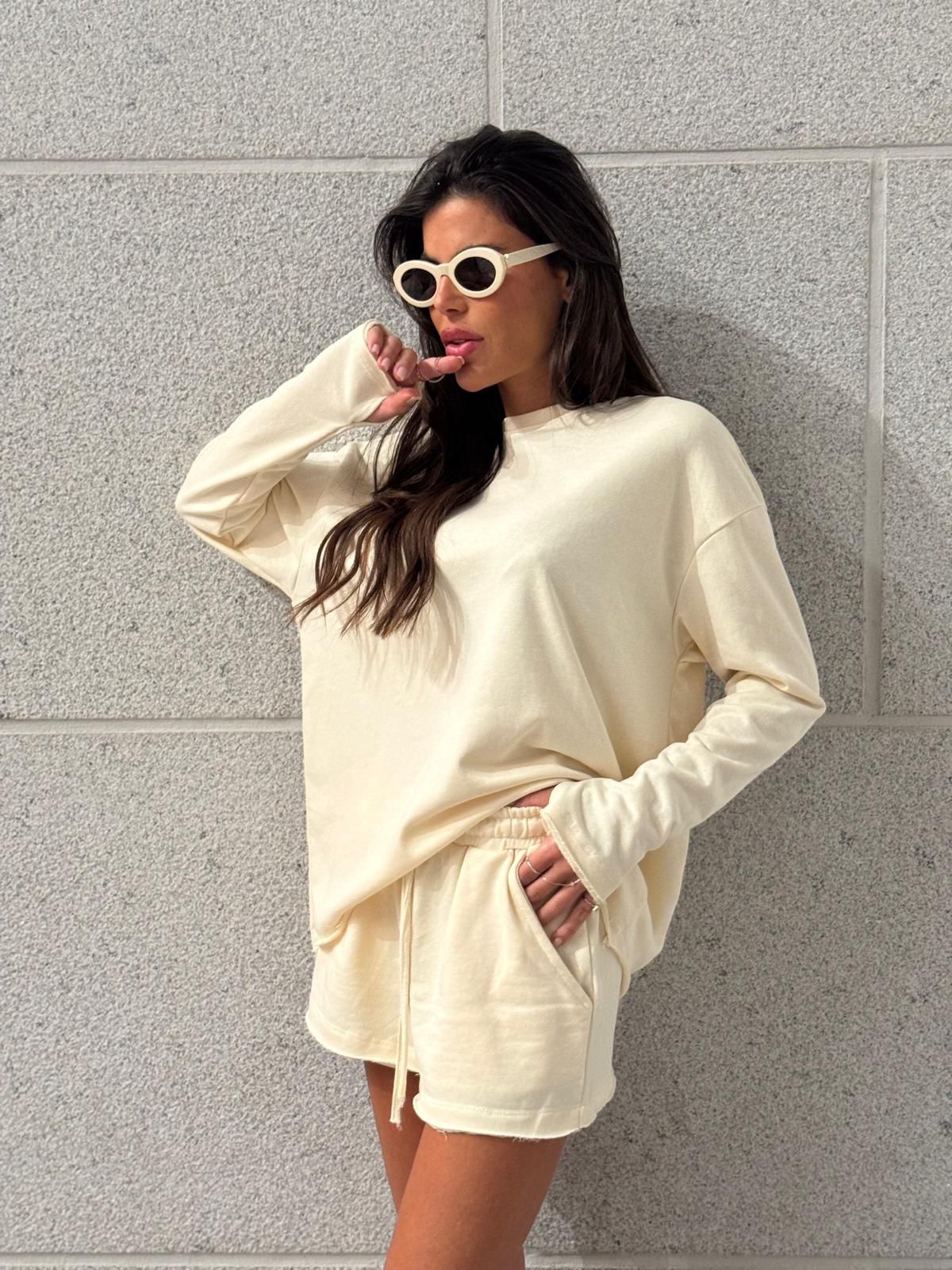 56f51008-332f-4792-b7c5-51f799d591ed חליפת אוברסייז שורט – תמונה 2