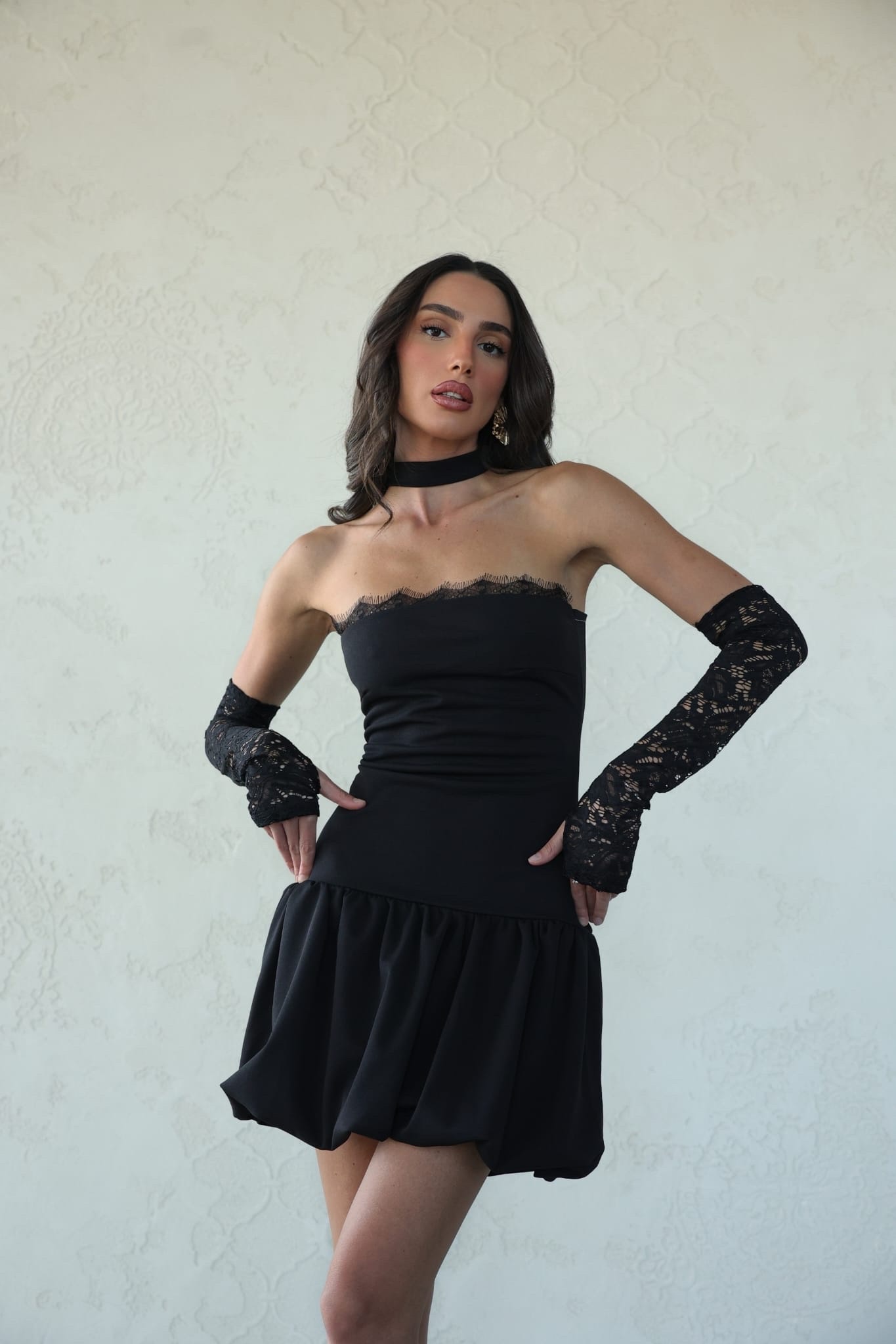 69f820d9-f26b-49df-ad30-7baed5bbde5f שמלת בלון תחרה – תמונה 1