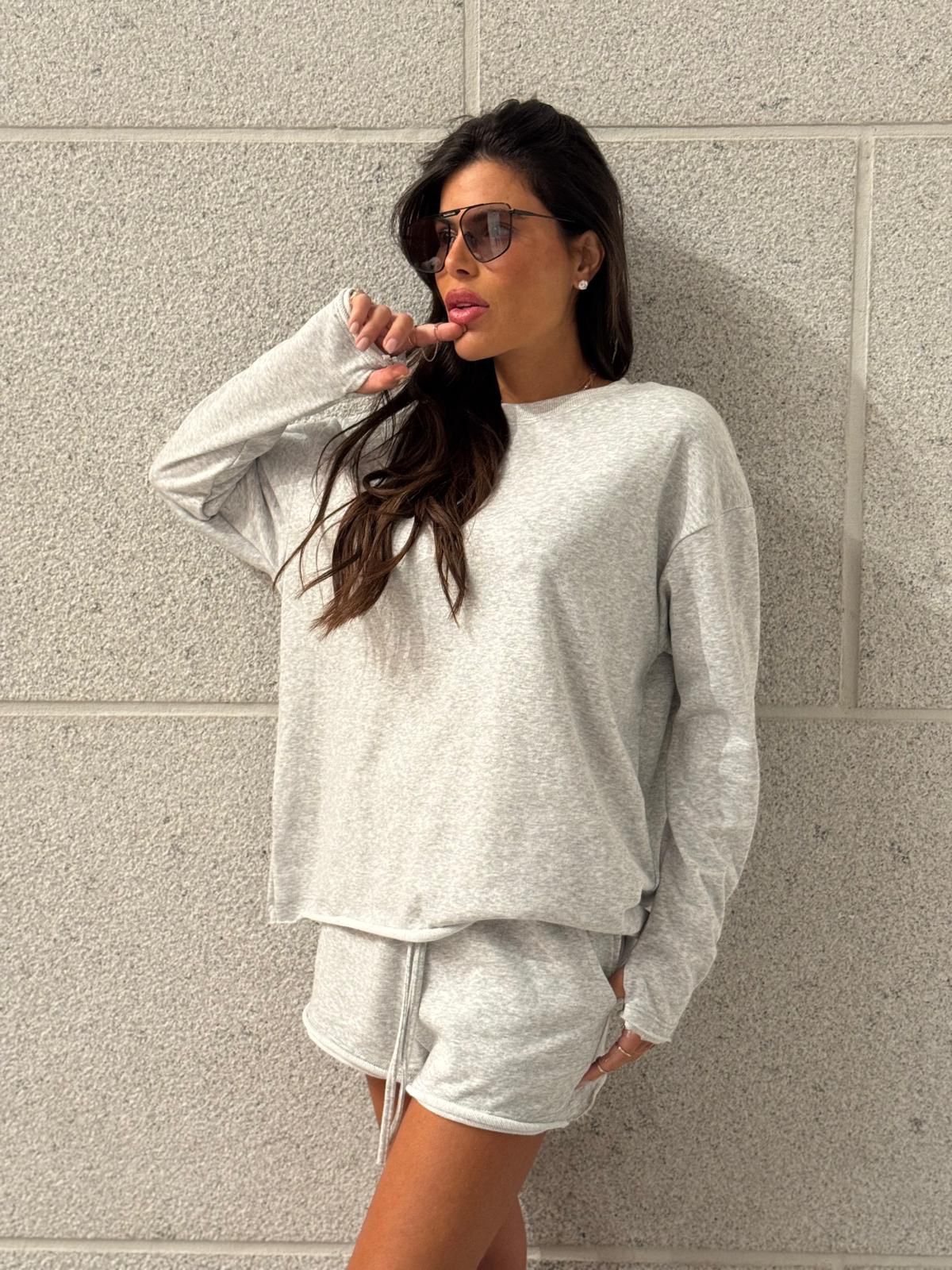 8282b40d-b8ac-436d-9078-5ad2ad839946 חליפת אוברסייז שורט – תמונה 5