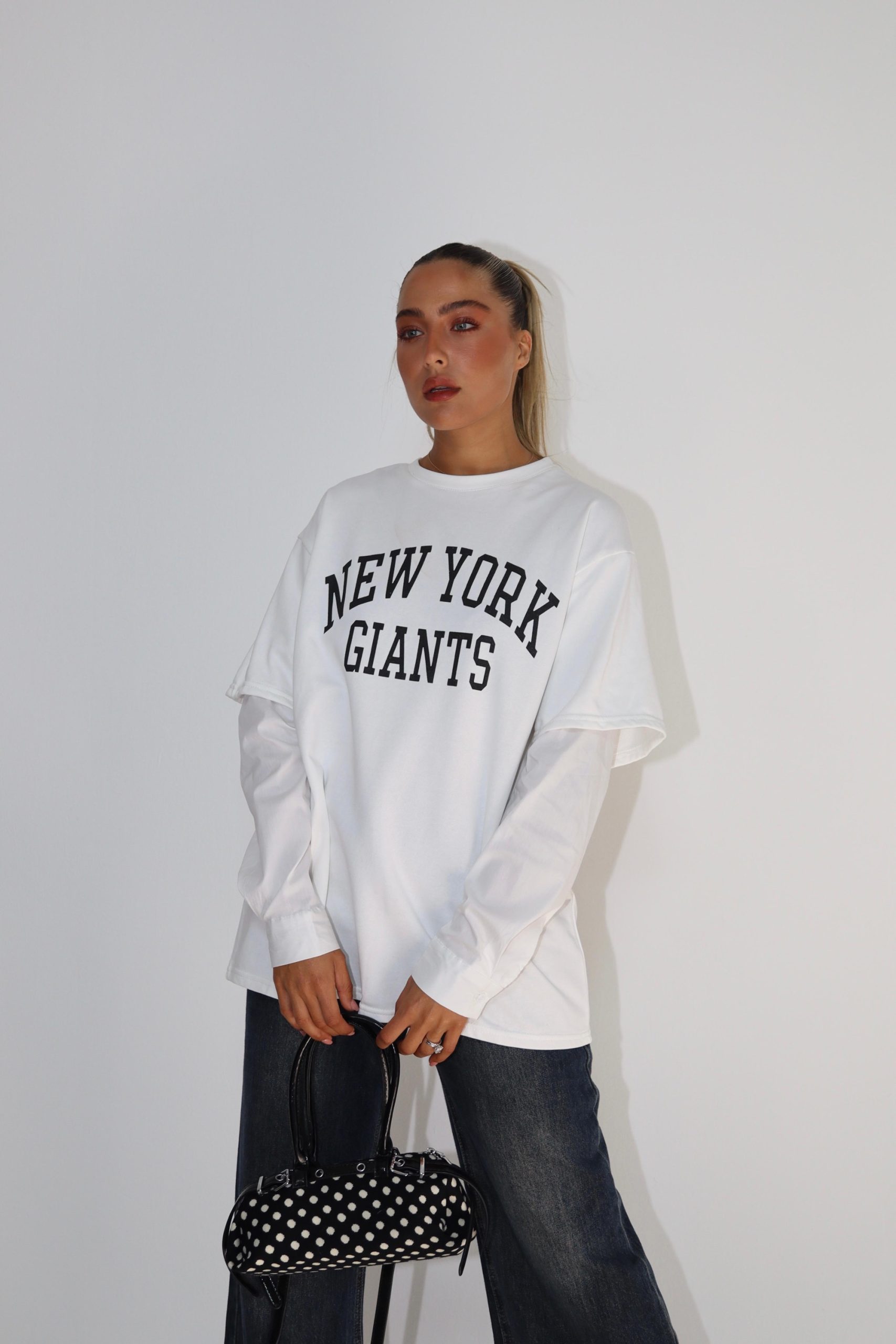 8dbd326d-e413-4f39-9c2e-f4091c5b7e5e-2 חולצת כיתוב שרוול כפול – תמונה 8