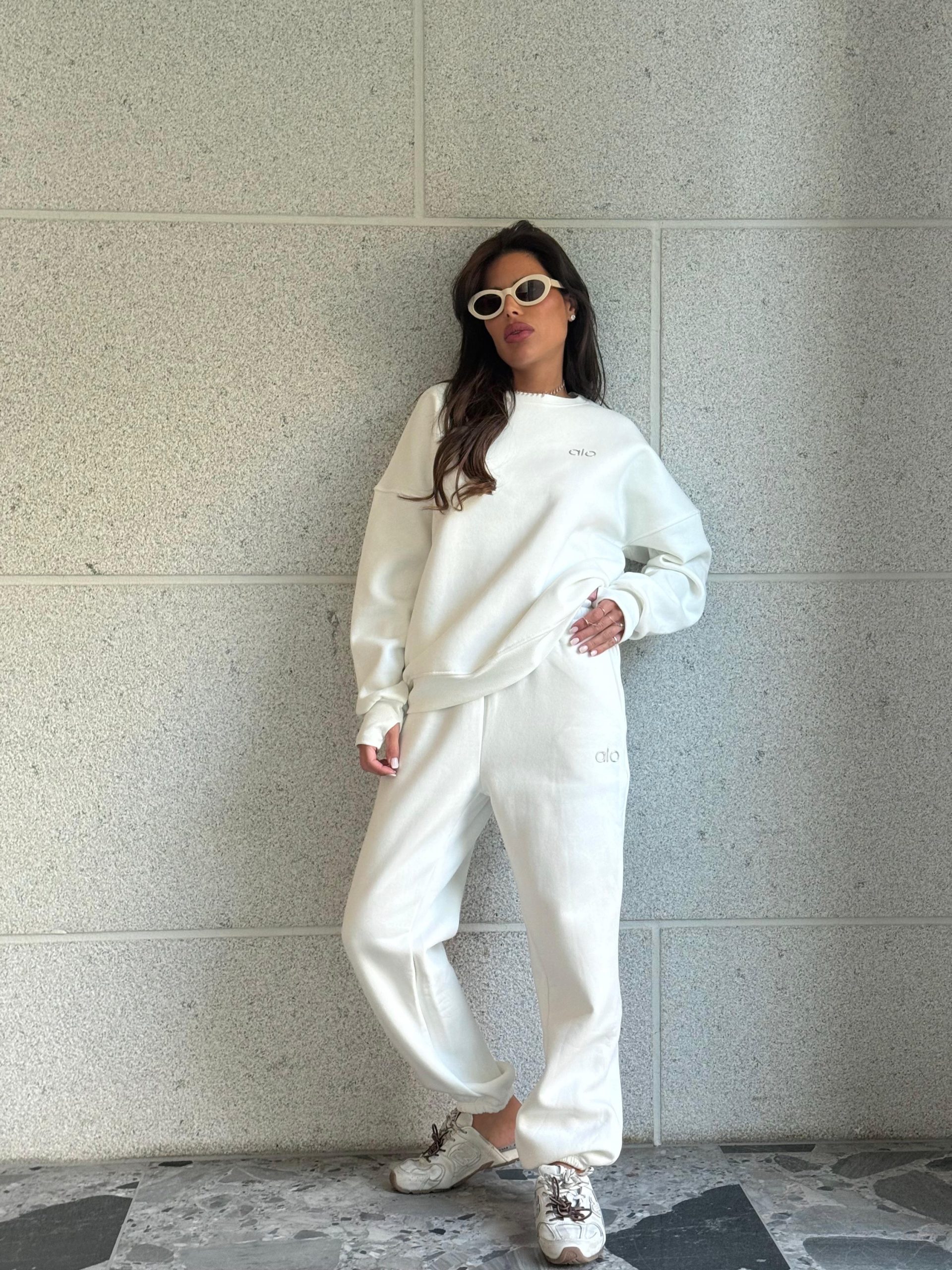 97a4419b-fa58-4afb-90a7-b976874e7097 חליפת הלו יוגה – תמונה 2