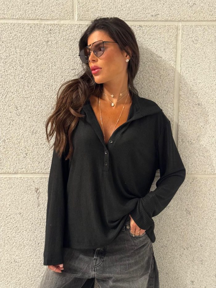 ⁦חולצת צווארון⁩ – תמונה ⁦4⁩