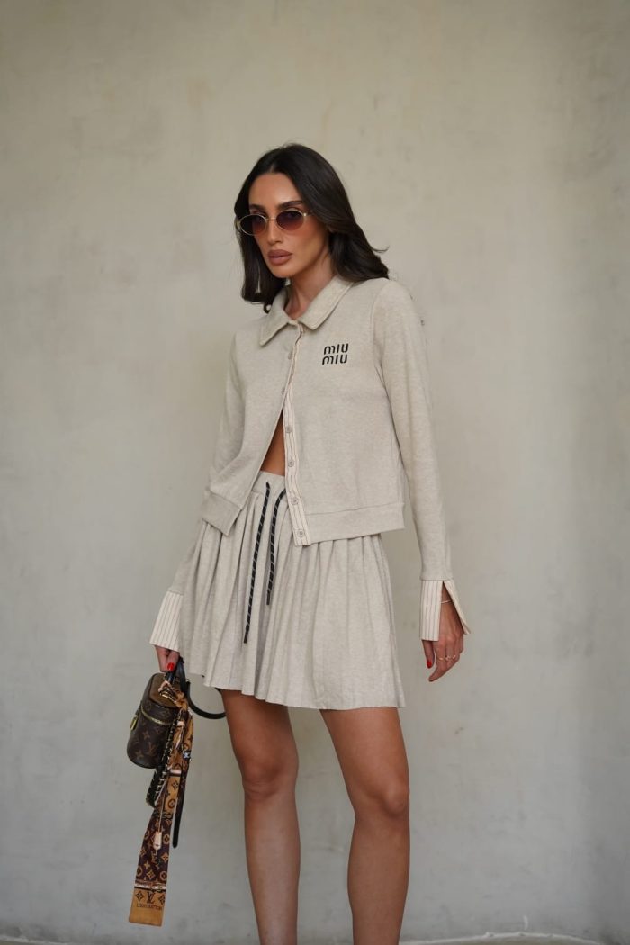 ⁦חליפת חצאית מיו⁩ – תמונה ⁦5⁩