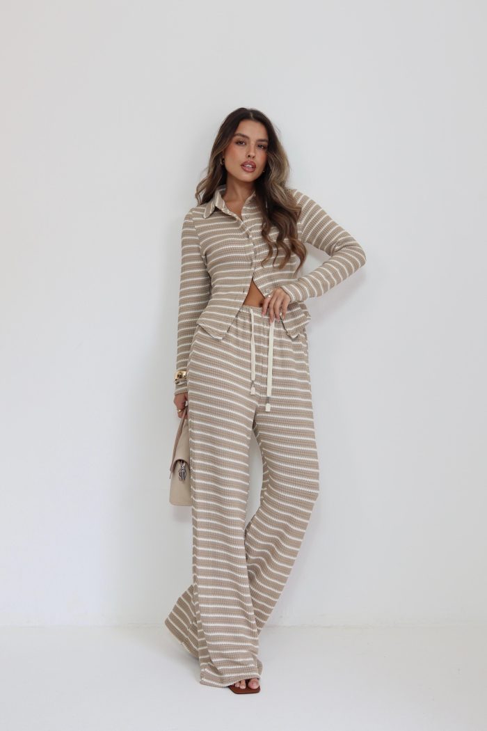 ⁦חליפת כפתורים בד מיוחד⁩ – תמונה ⁦1⁩