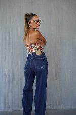 ⁦מחוך פרחים⁩ – תמונה ⁦2⁩