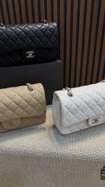 ⁦תיק שאנל⁩ – תמונה ⁦2⁩