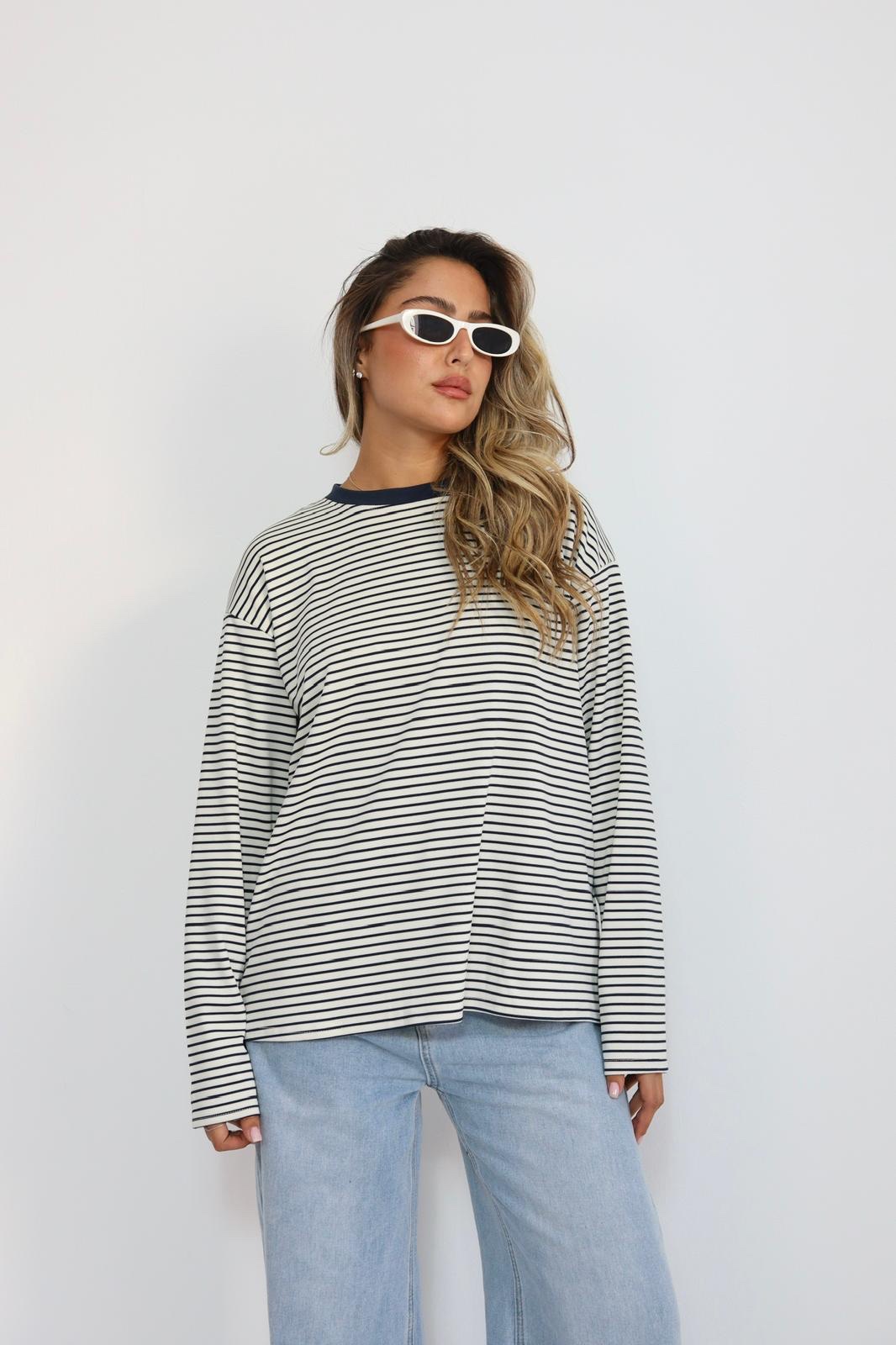 img_2054 חולצת פסים – תמונה 4