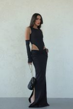 ⁦חליפת בגד גוף חצאית⁩ – תמונה ⁦2⁩