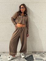 חליפת בטן צווארון