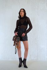 ⁦חולצת גולף תחרה⁩ – תמונה ⁦8⁩