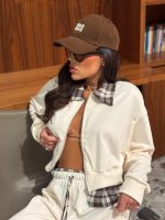 ⁦חליפת צווארון משבצות⁩ – תמונה ⁦3⁩