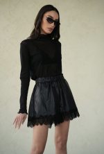 ⁦חולצת רזיל⁩ – תמונה ⁦2⁩