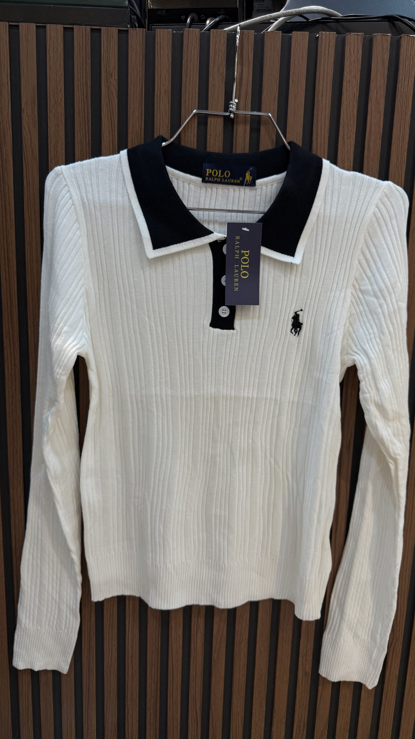 img_4400-2 סריג פולו צווארון כפתורים – תמונה 1