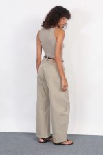 ⁦ג׳ינס 1917⁩ – תמונה ⁦2⁩