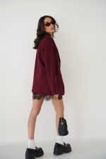 ⁦חליפת חצאית שילוב תחרה⁩ – תמונה ⁦3⁩