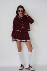 ⁦חליפת חצאית כפתורים זהב⁩ – תמונה ⁦8⁩