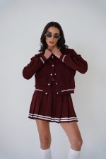 ⁦חליפת חצאית כפתורים זהב⁩ – תמונה ⁦7⁩