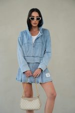 ⁦חליפת חצאית קפוצון⁩ – תמונה ⁦3⁩