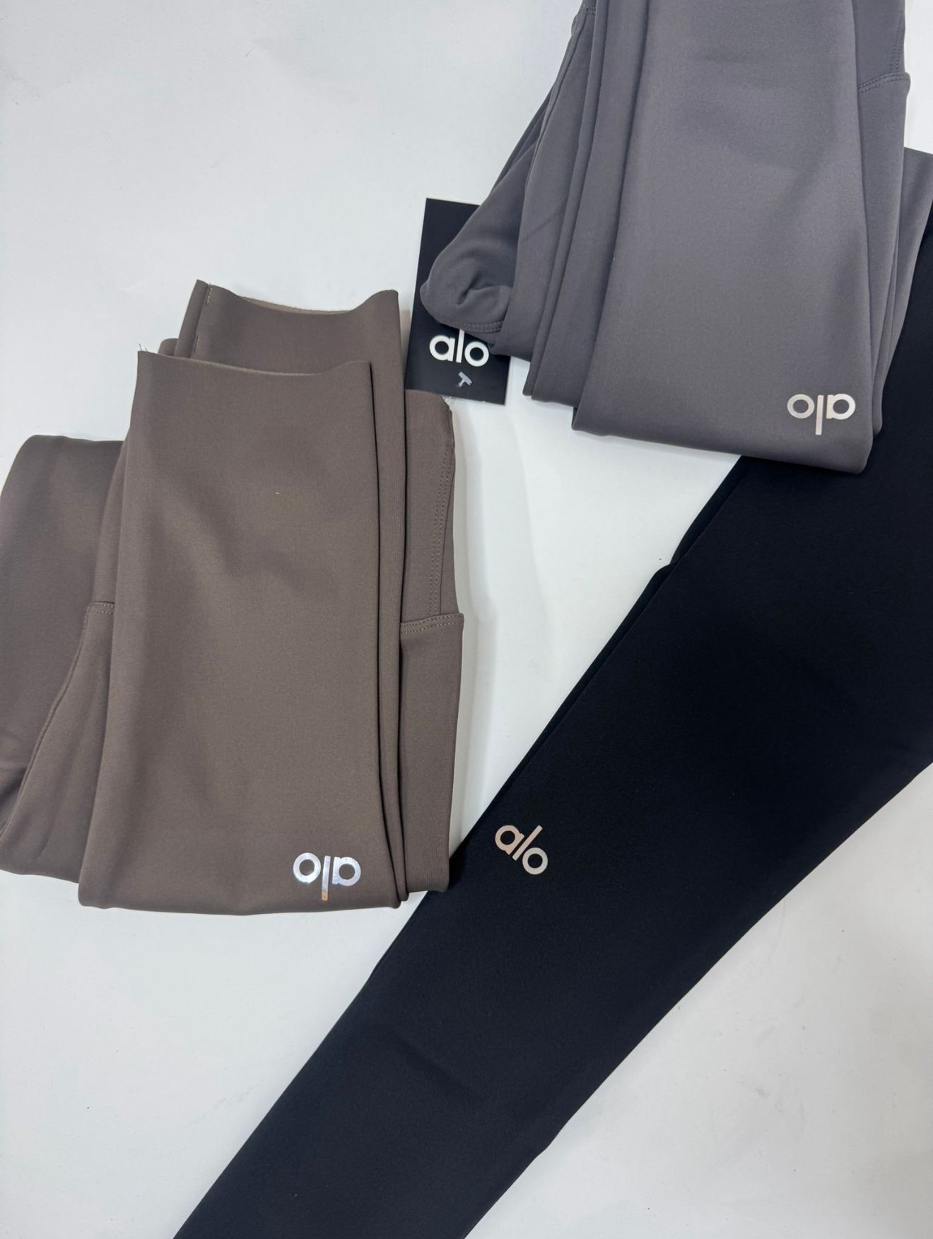 2f473f6f-ac9c-47e4-af04-93ec7ed4c379 טייץ הלו – תמונה 1