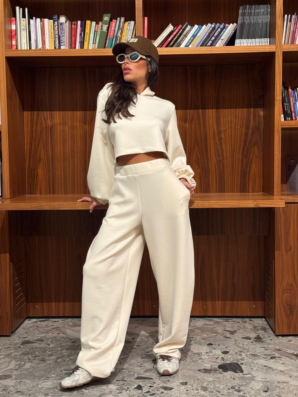 37912382-dfe0-4e35-8c66-38fede75fed1 חליפת קרופ בלה – תמונה 1