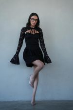 ⁦שמלת בלון שרוול תחרה⁩ – תמונה ⁦2⁩