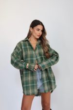 ⁦מכופתרת משבצות⁩ – תמונה ⁦2⁩