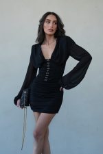 שמלת מחוך קרסים