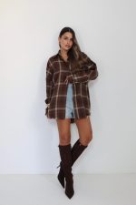 ⁦מכופתרת משבצות⁩ – תמונה ⁦12⁩