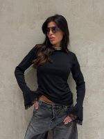 ⁦חולצה פעמון תחרה⁩ – תמונה ⁦3⁩