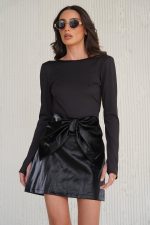 ⁦חצאית עור פפיון⁩ – תמונה ⁦7⁩