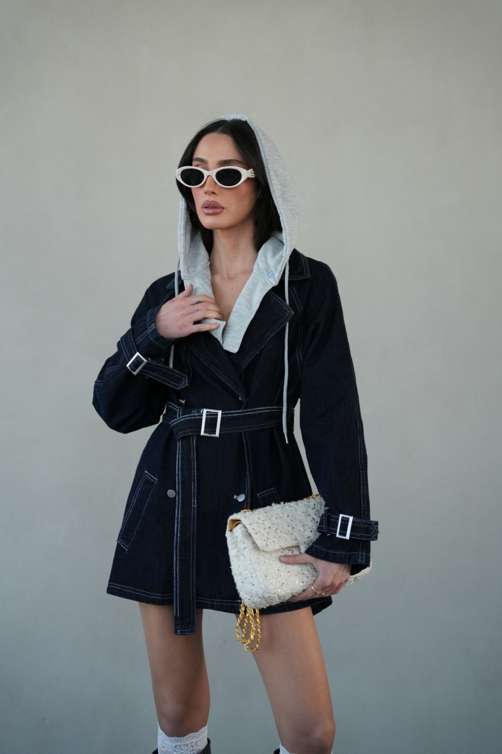 8fab9402-116d-4018-8633-bc790c3d0f6d ג׳קט ג׳ינס שילוב קפוצ׳ון – תמונה 1