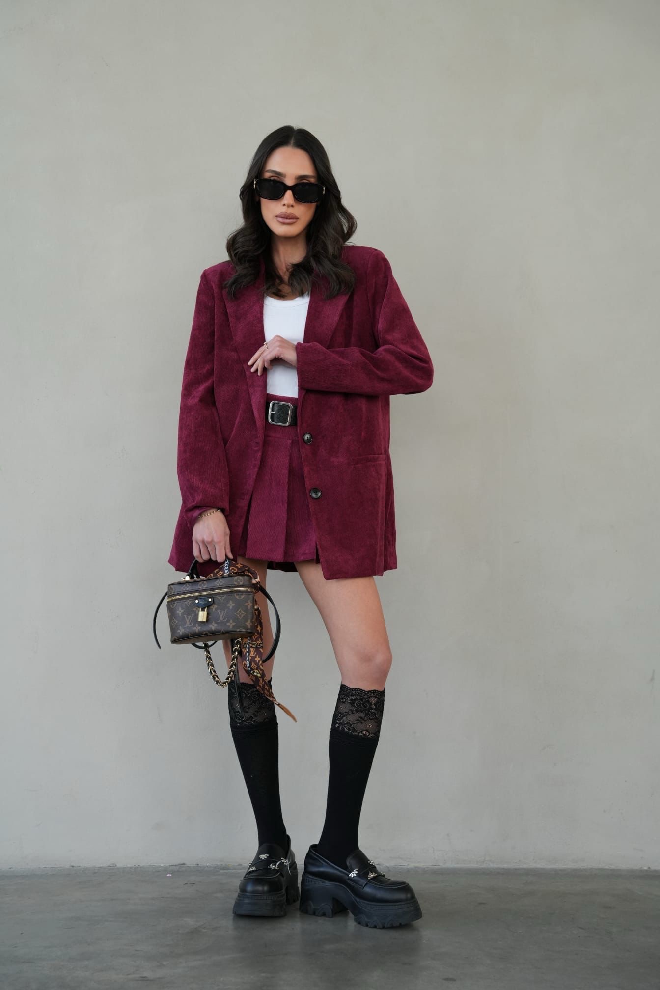 b26577d2-a65d-4463-a3b1-a0f32d2f37c0 חליפת חצאית קורדרוי – תמונה 1