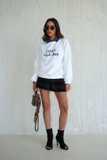 חולצת כיתוב צווארון ג׳ינס