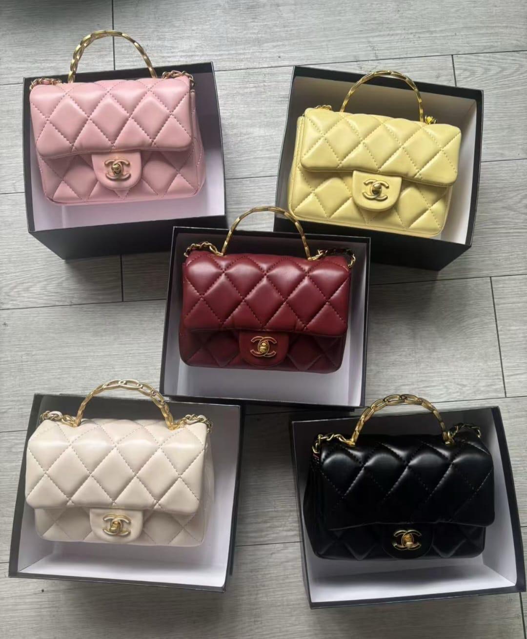 de014dc6-8d39-4bf3-9252-57812f56e3d7 תיק שאנל קטן – תמונה 1