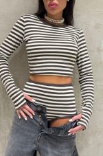 ⁦סט קרופ פסים + תחתון גבוה⁩ – תמונה ⁦4⁩