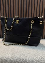 ⁦תיק שאנל גדול⁩ – תמונה ⁦2⁩