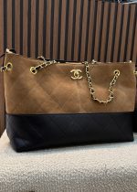 ⁦תיק שאנל גדול⁩ – תמונה ⁦4⁩