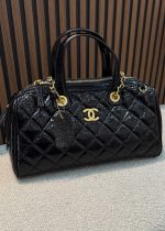 ⁦תיק שאנל מבריק⁩ – תמונה ⁦2⁩